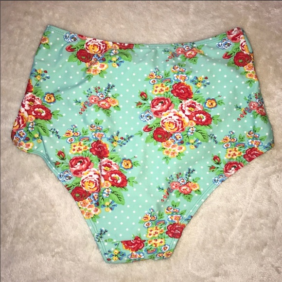 NWT High-Waisted “Vintage” Swimsuit Bottoms - Picture 3 of 3